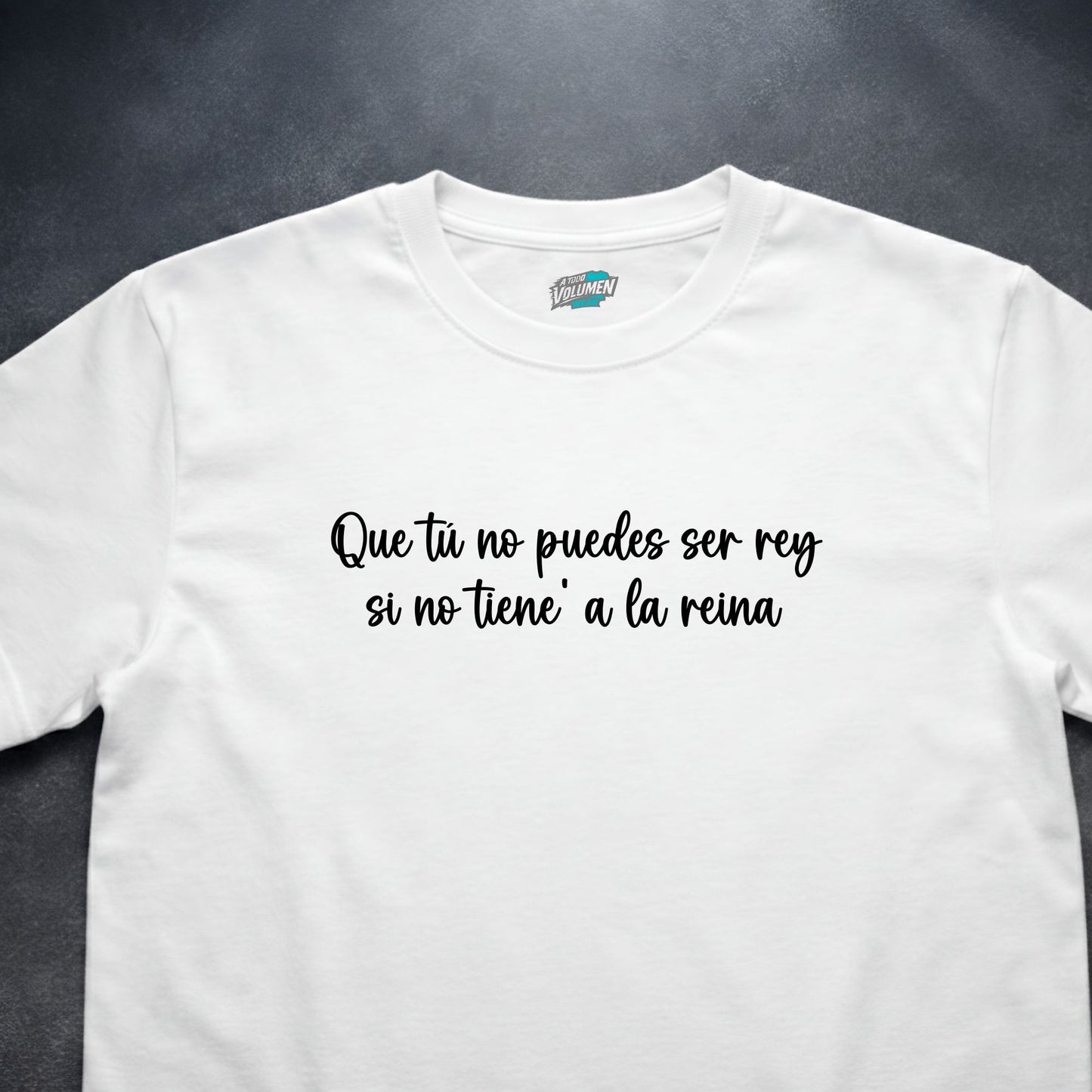 Lola Índigo Camiseta – "La Reina" | Frase Nave Dragón