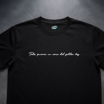 MVRK · Todos quieren un beso del Golden Boy · Camiseta minimalista fan