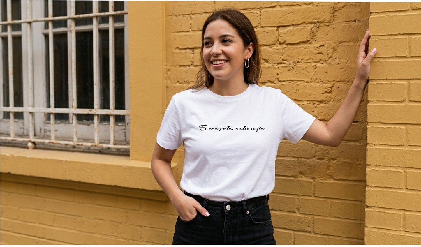 Rosalía · `Es una perla nadie se fía´ · Camiseta concierto fan